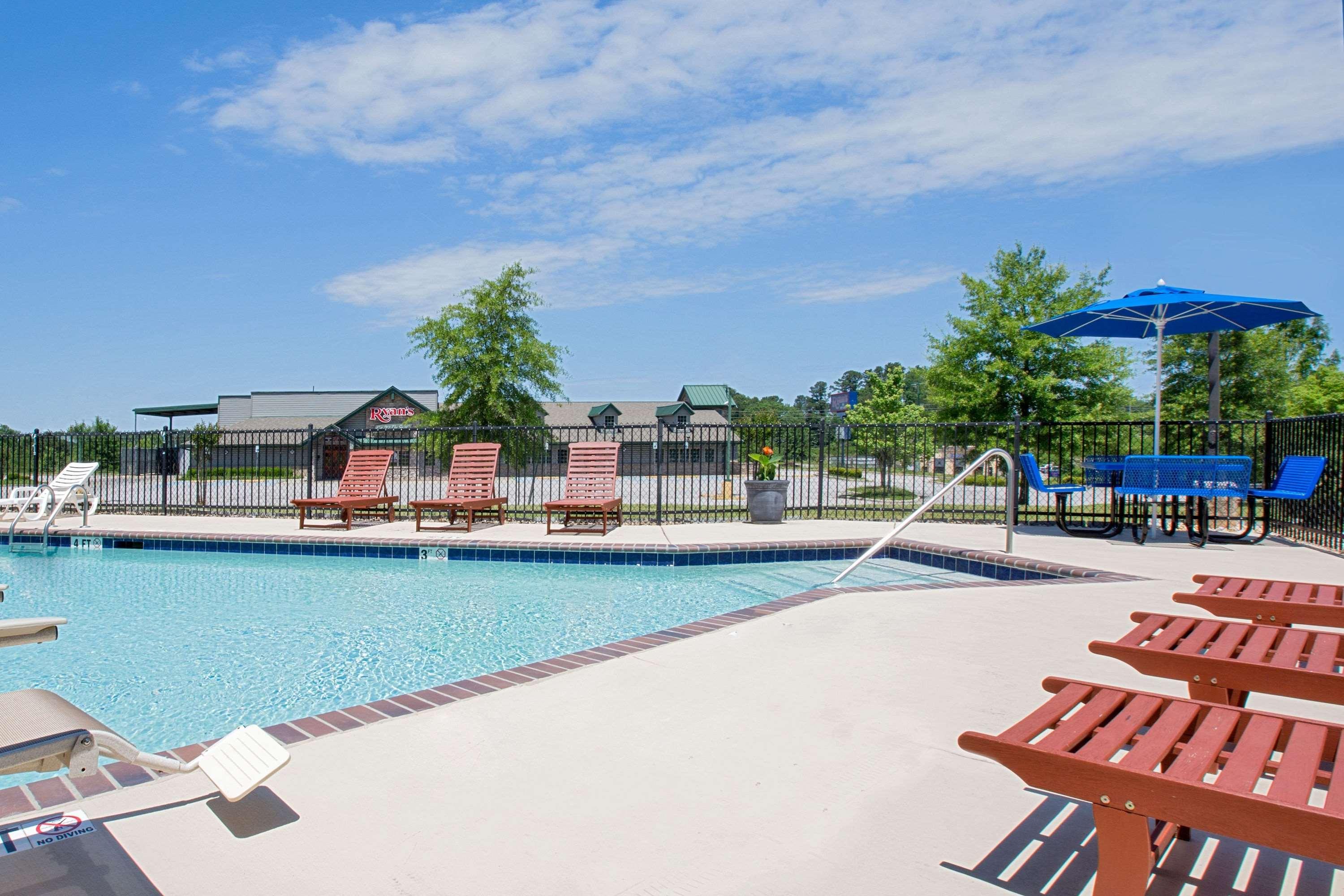 Microtel Inn & Suites By Wyndham Gardendale Exterior photo