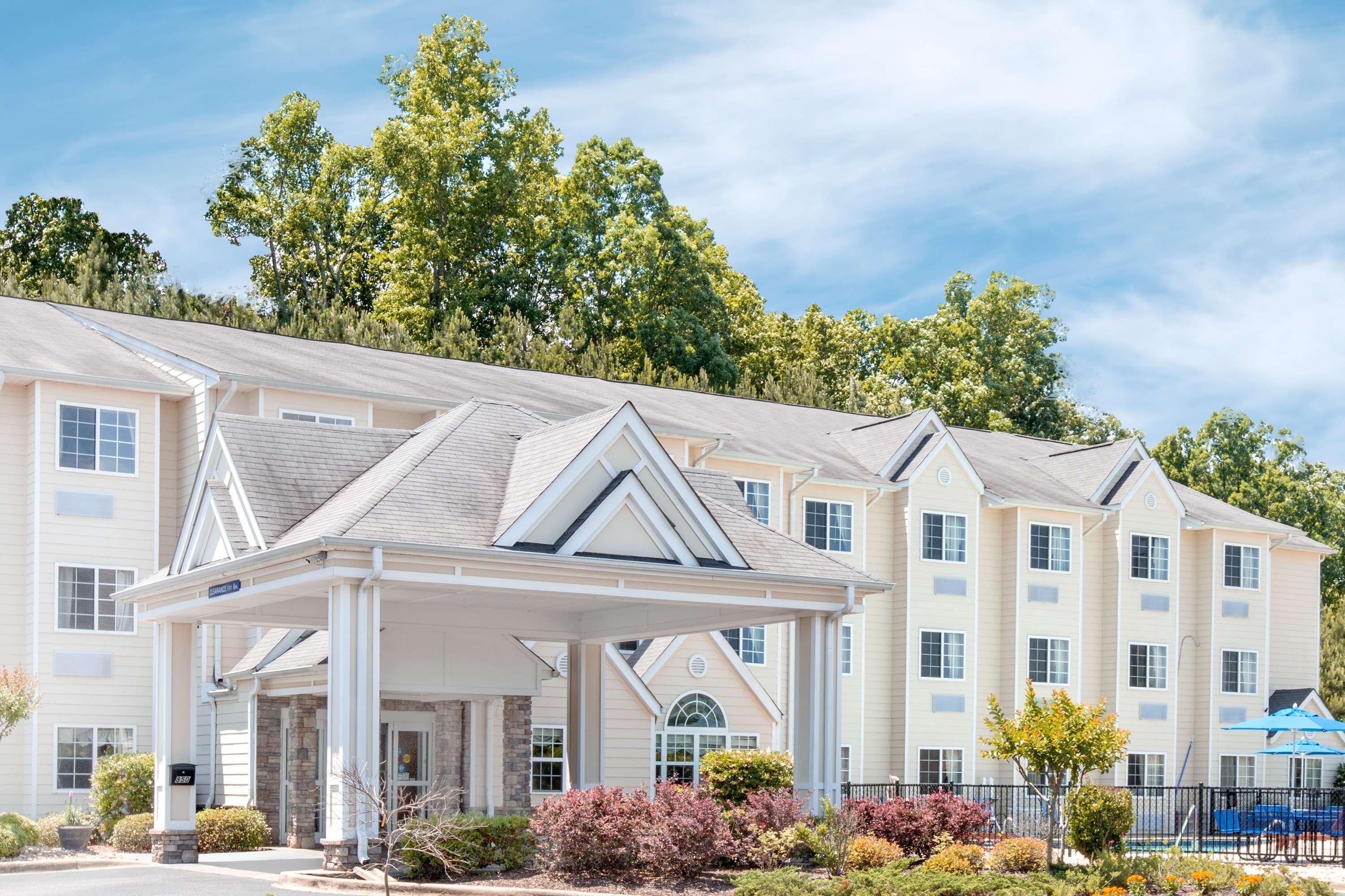 Microtel Inn & Suites By Wyndham Gardendale Exterior photo