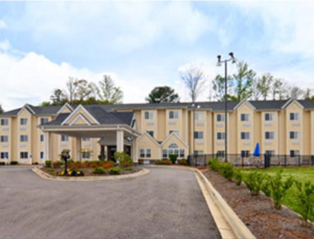 Microtel Inn & Suites By Wyndham Gardendale Exterior photo